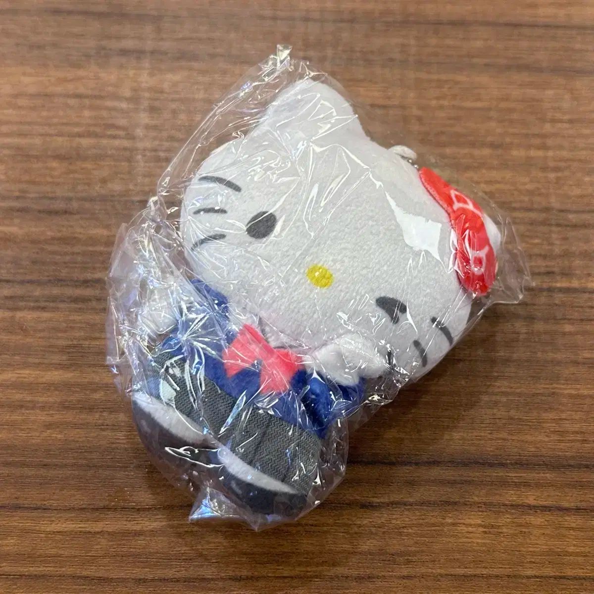 ハローキティ ぬいぐるみ ボール チェーン マスコット 未開封