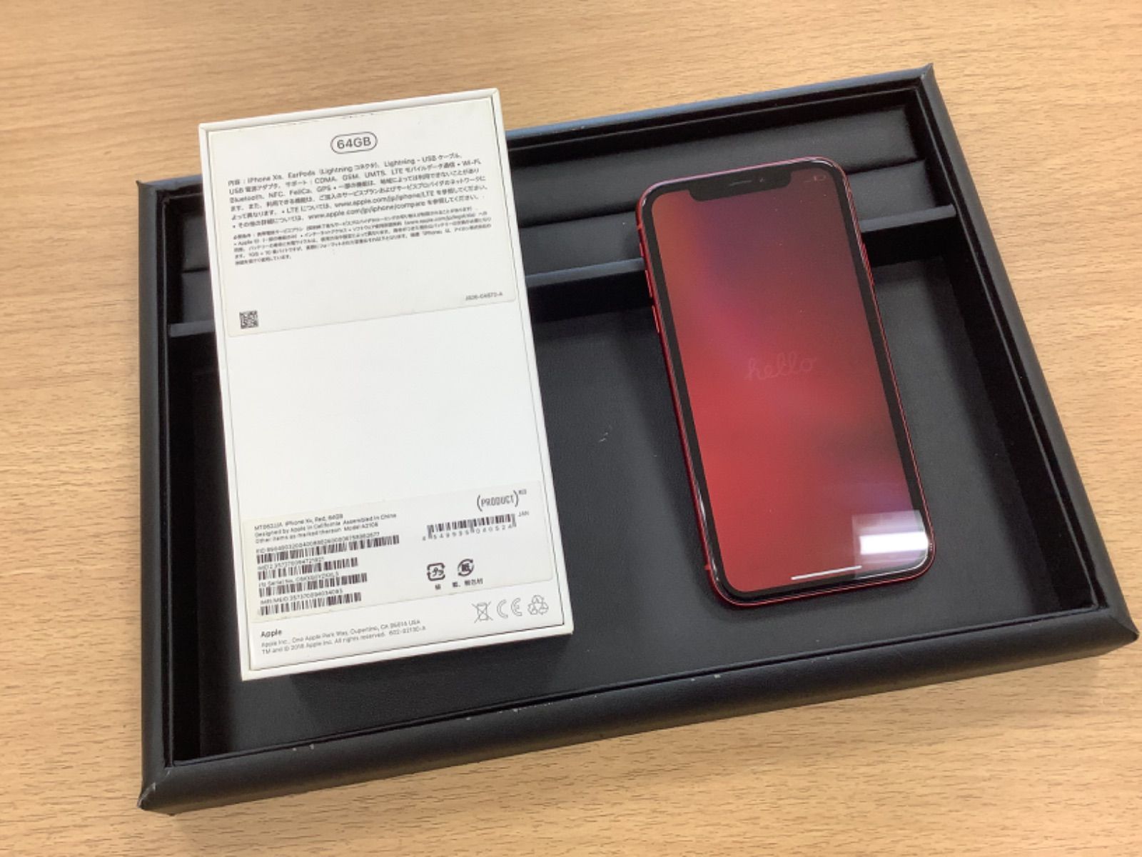 D1385 Apple iPhone XR 本体 64GB SIMロック解除済み・初期化