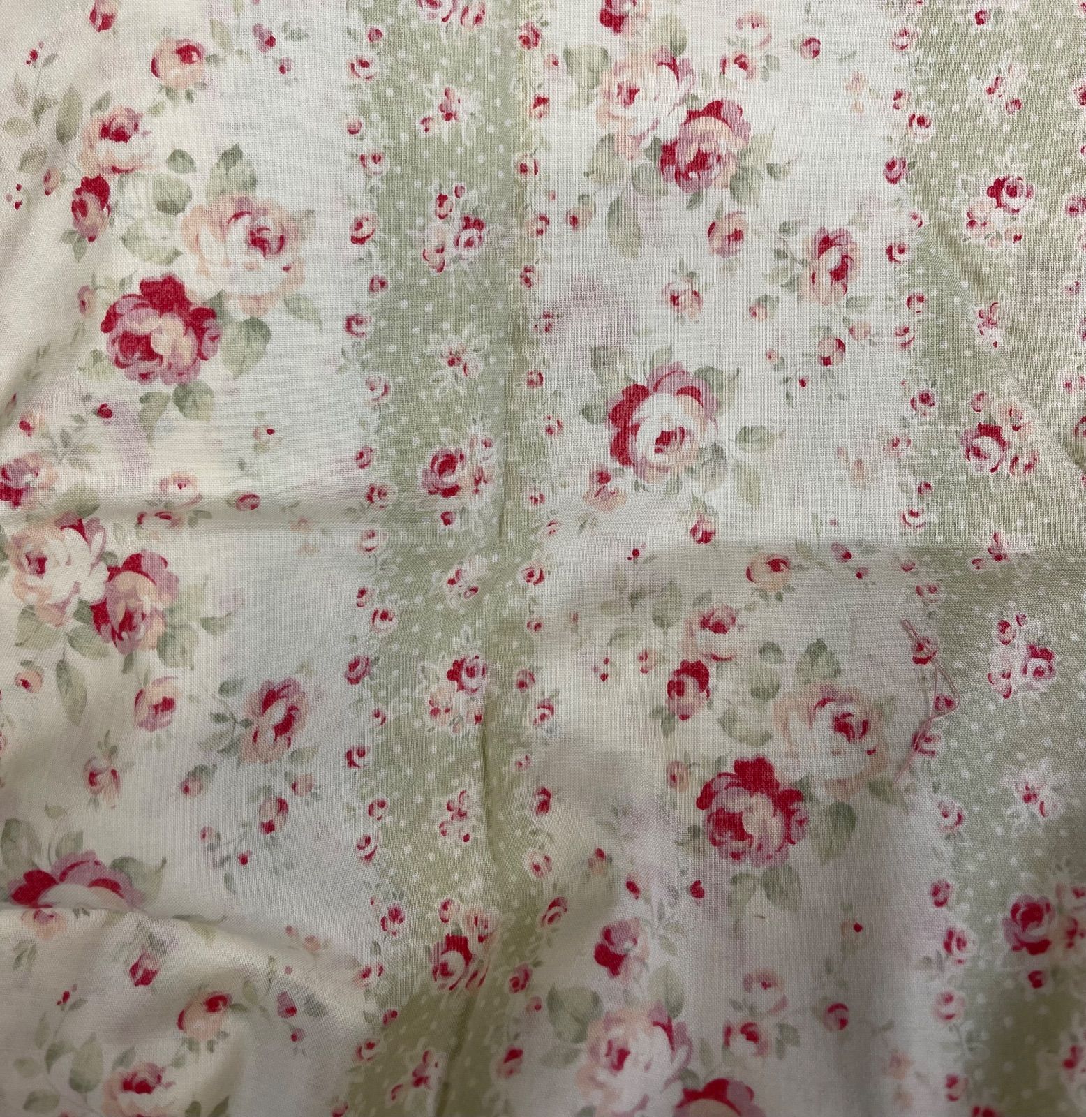 アンティーク手縫ダーラムキルト 羽/ローレル植物紋 薔薇桜色