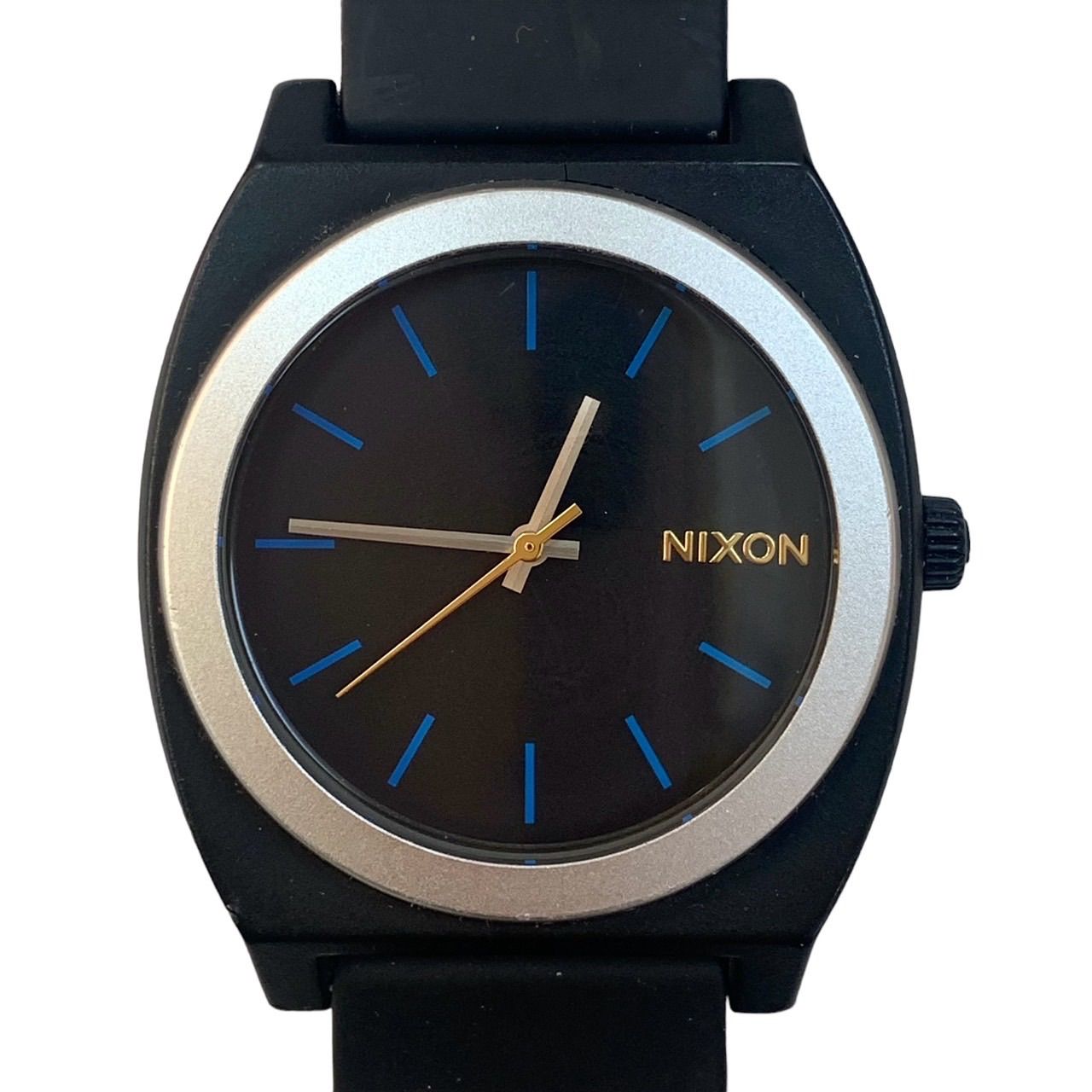 上美品です⭐️NIXON /ニクソン】 シンプルデザイン とてもカッコいい