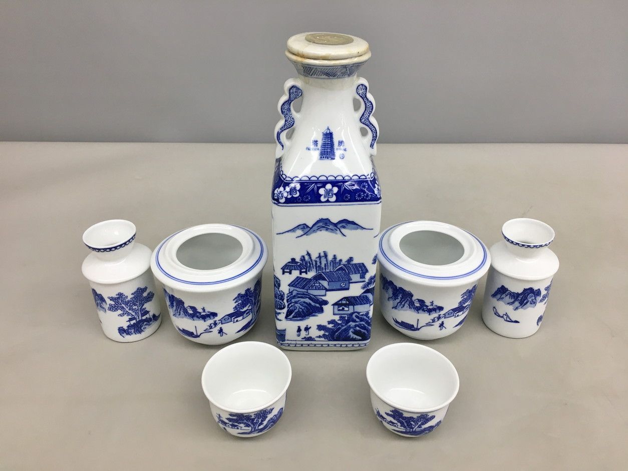 塔牌 紹興酒 花雕酒 中国 PAGODA BRAND 陶器ボトル 景徳鎮製 酒