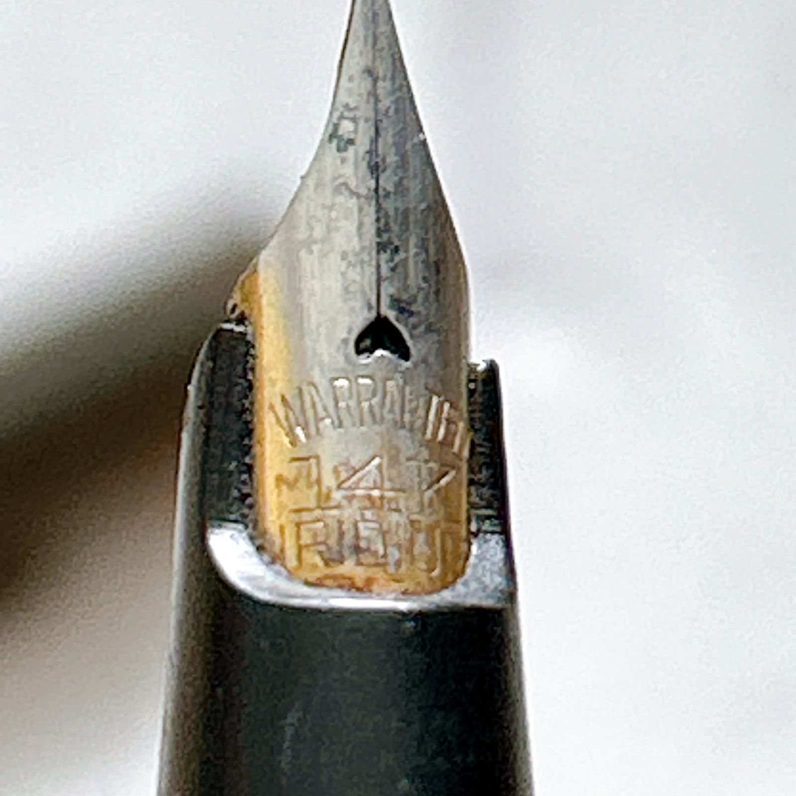 ☆PILOT☆ 　万年筆　ヴィンテージ PILOT パイロット ヴィンテージ万年筆 P式？ WARRANTED 20号ニブ 14K