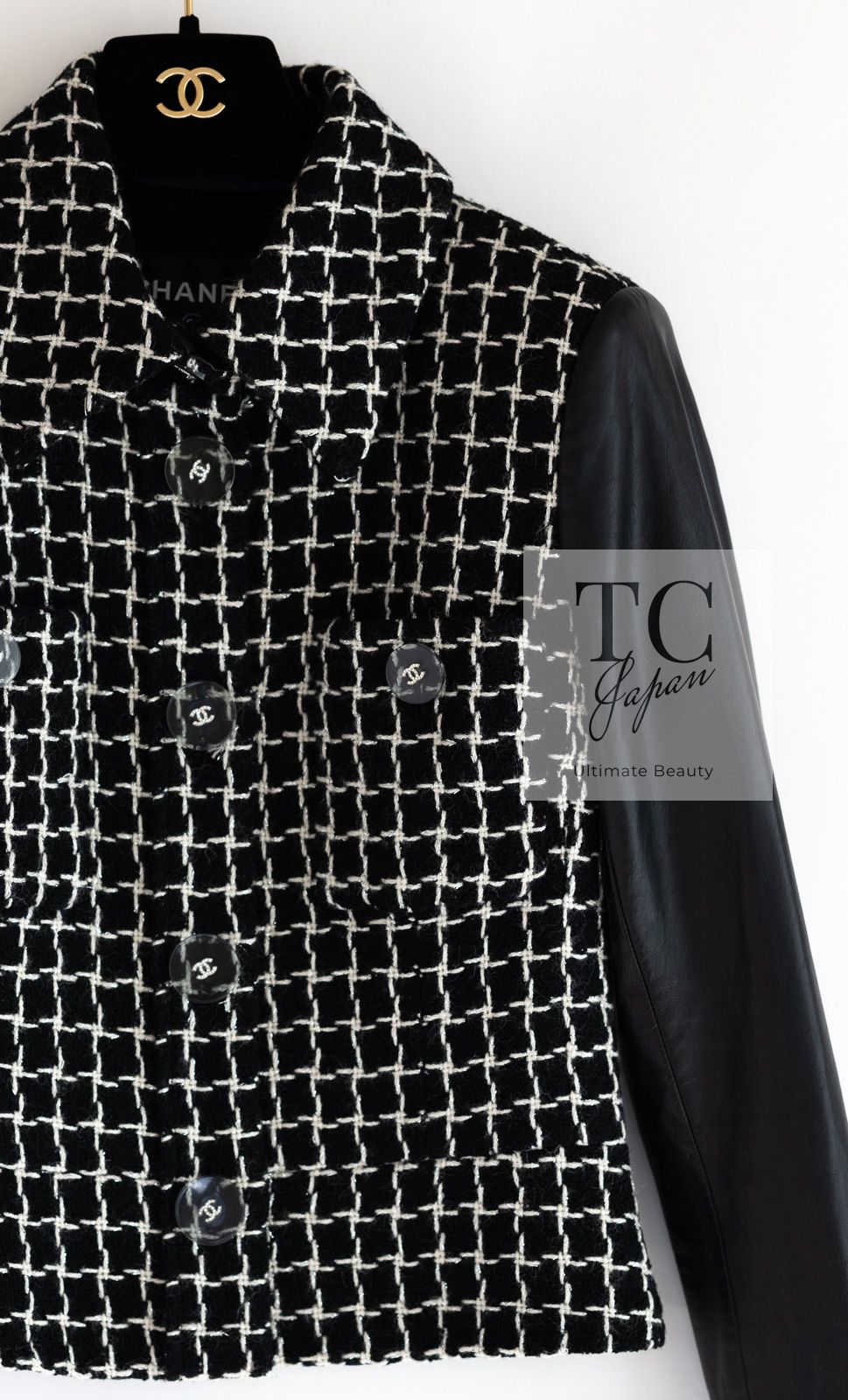 シャネル ジャケット CHANEL ブラック ウール 袖 レザー シャネル ジャケット CHANEL ブラック ウール 袖 レザー