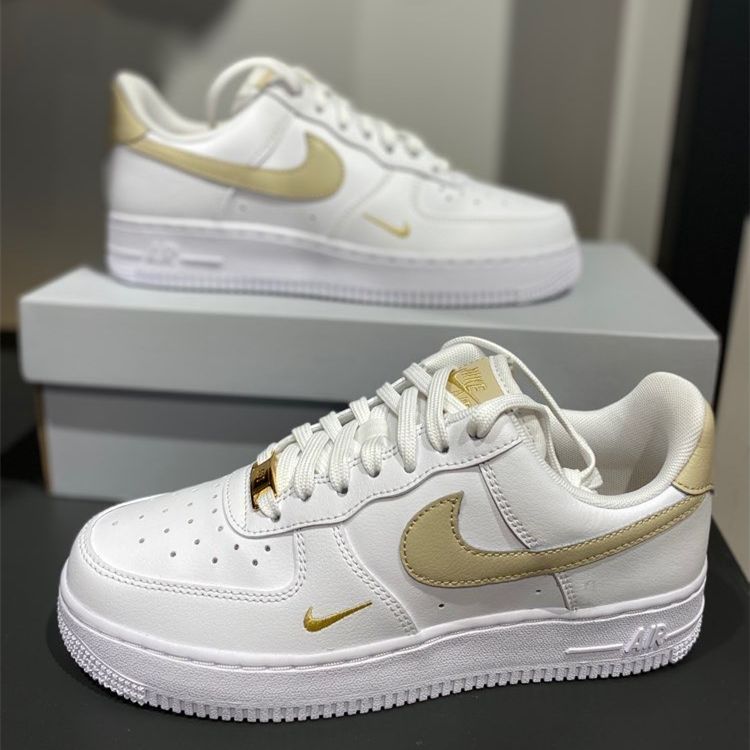 新品NIKE WMNS AIR FORCE 1 LOW スニーカー エッセンシャル ベージュ メンズ レディース 男女兼用 CZ0270-105