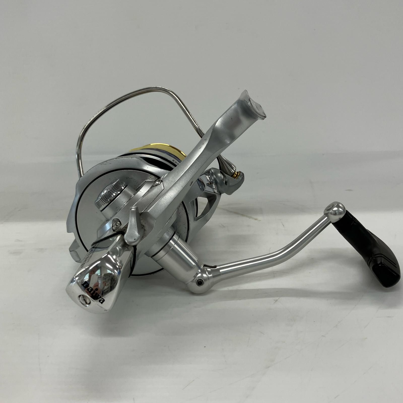 スピニングリール トーナメントサーフ