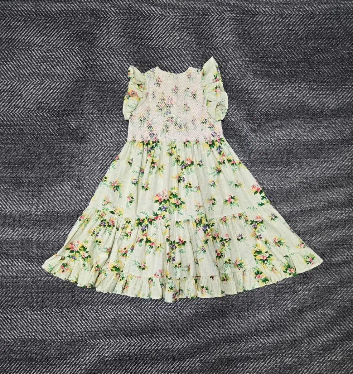 ボンジュールダイアリー ワンピース 4y - メルカリ