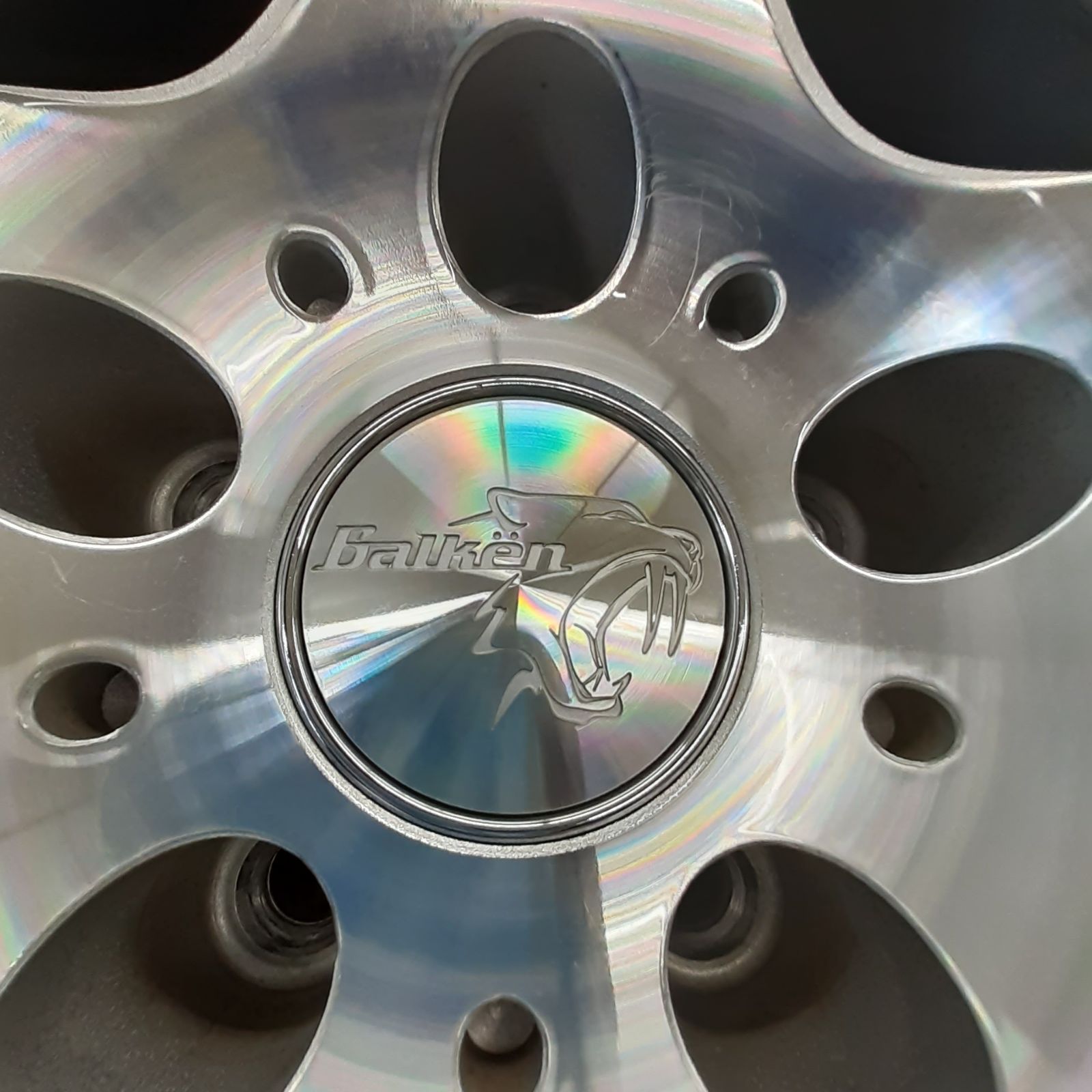 ヴァルケン DTMフォージド 鍛造 22インチ クリスタルシルバークリア 1本 - メルカリ