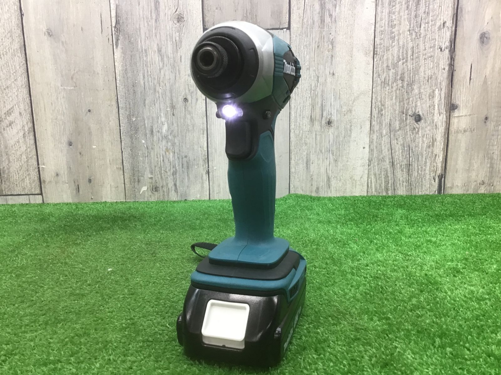 マキタmakita□18vコードレスインパクトドライバー