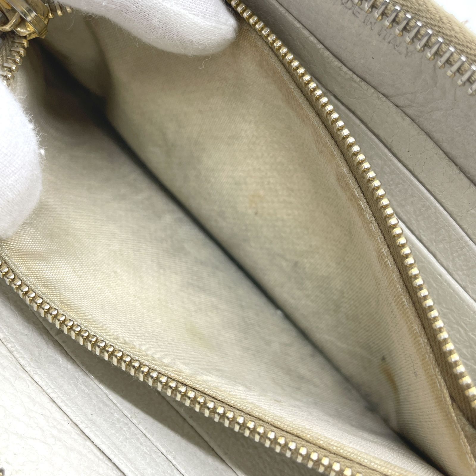 美品！入手困難✨プラダ 長財布 フェアリーコラボ ラウンドファスナー 鹿革 PRADA フェアリーコラボ ラウンドファスナー 長財布 鹿革 - メルカリ