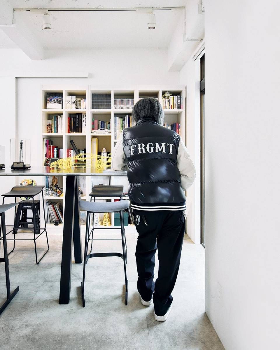 幻 藤原ヒロシ着用モデル 7 MONCLER GENIUS FRGMT QUINLAN モンクレール ジーニアス レザー 白袖 ロゴ ダウン ジャケット size 3 fragment design