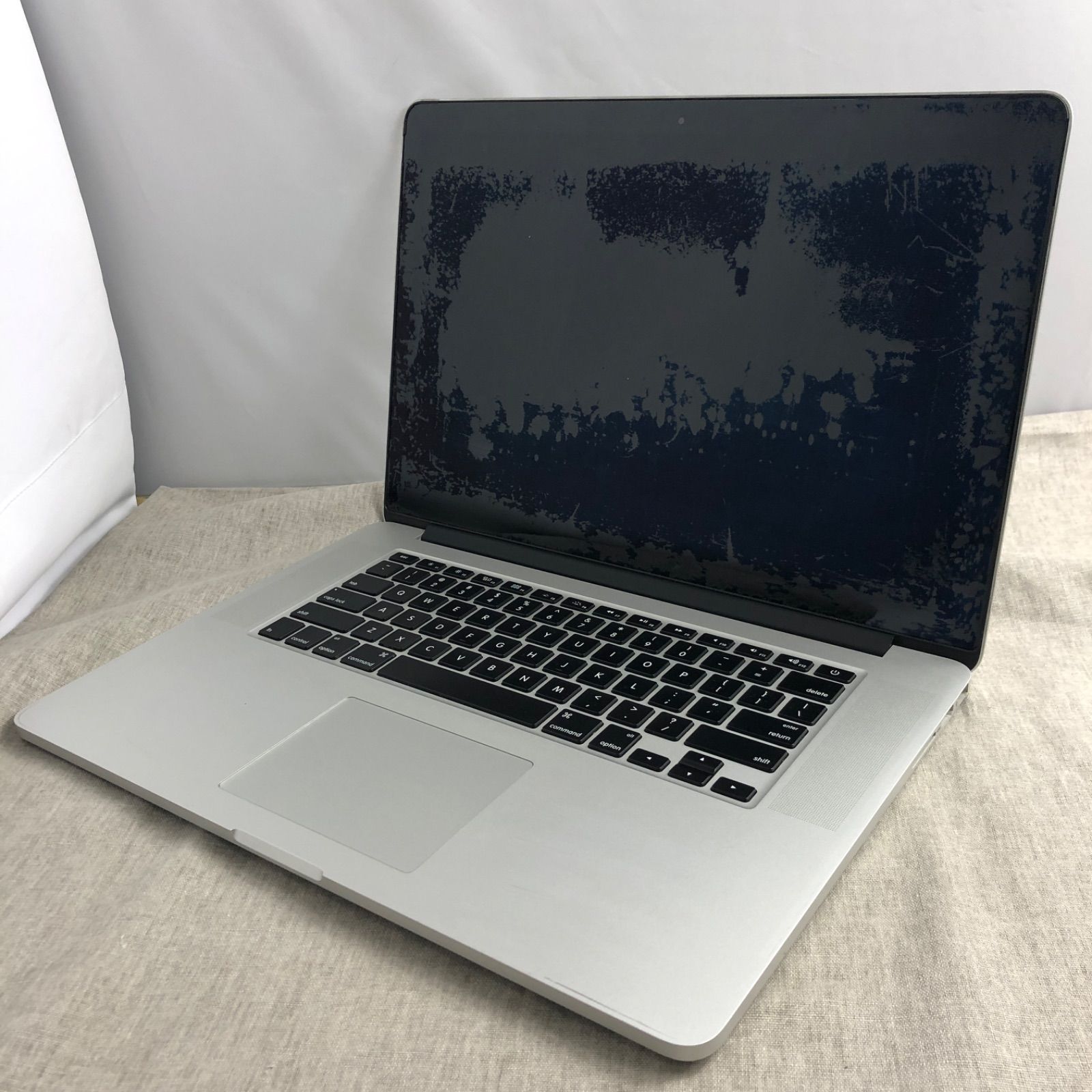 APPLE MacBookPro A1398 EMC2673 ジャンク
