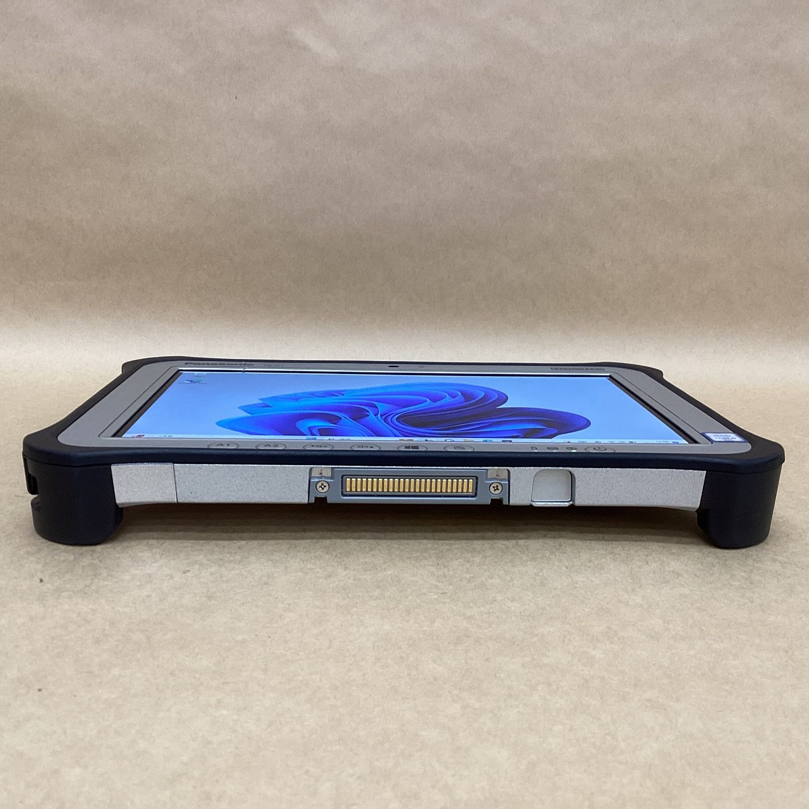 PANASONIC タブレット TOUGHPAD FZ-G1W3050VJ CI5 7300U -2.6GHZ 8GB 256GB 10.1インチ WIN11P 無線 BLUETOOTH カメラ スタイラス