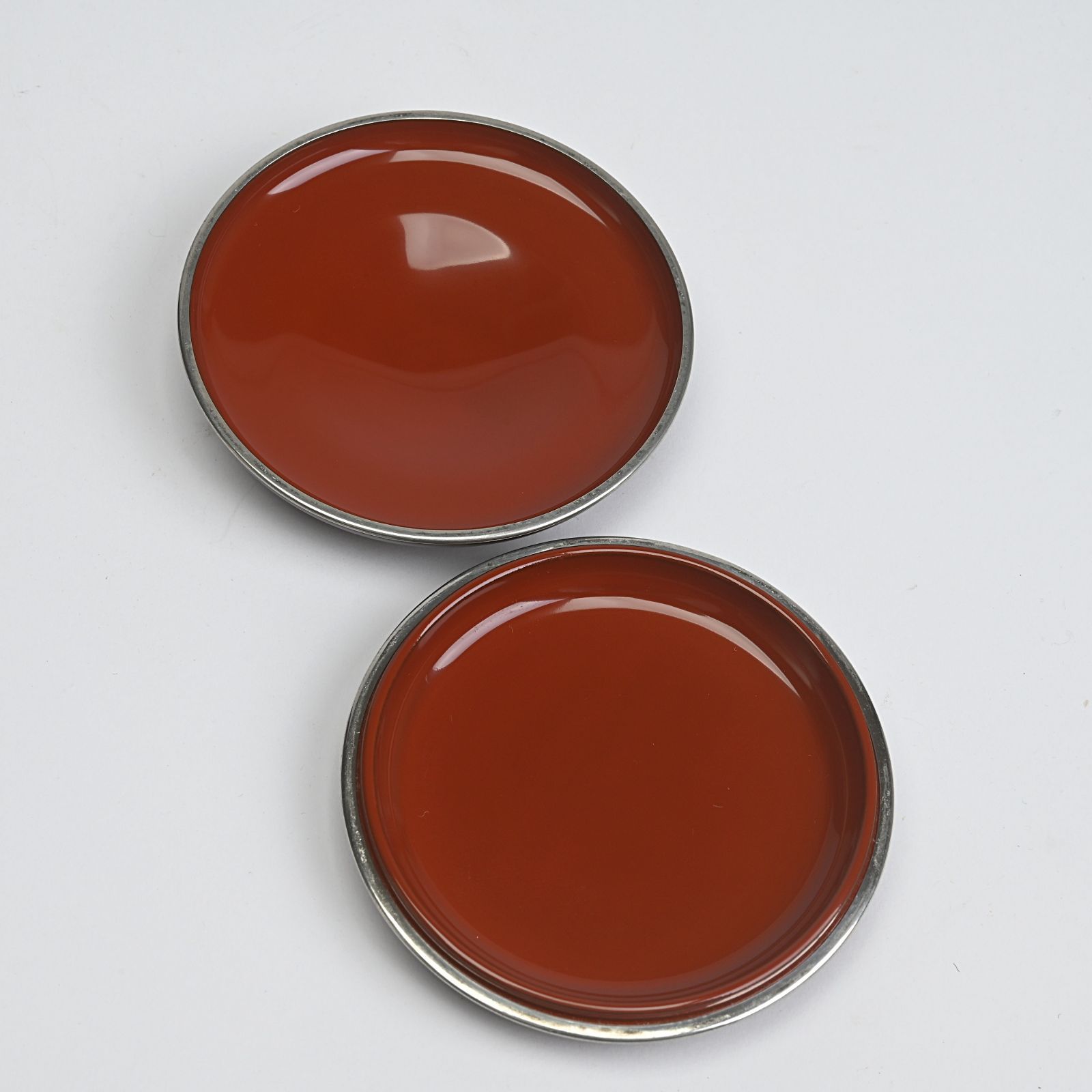 侍具蒔絵 溜笠香合