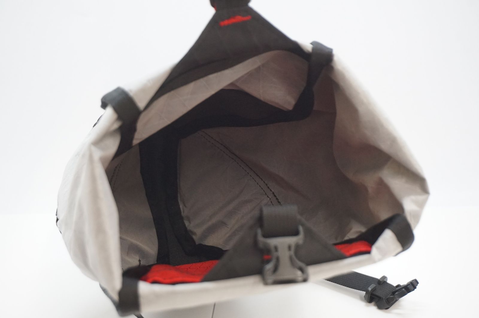 REVELATE DESIGNS 「レベレイトデザインズ」 サドルバッグ