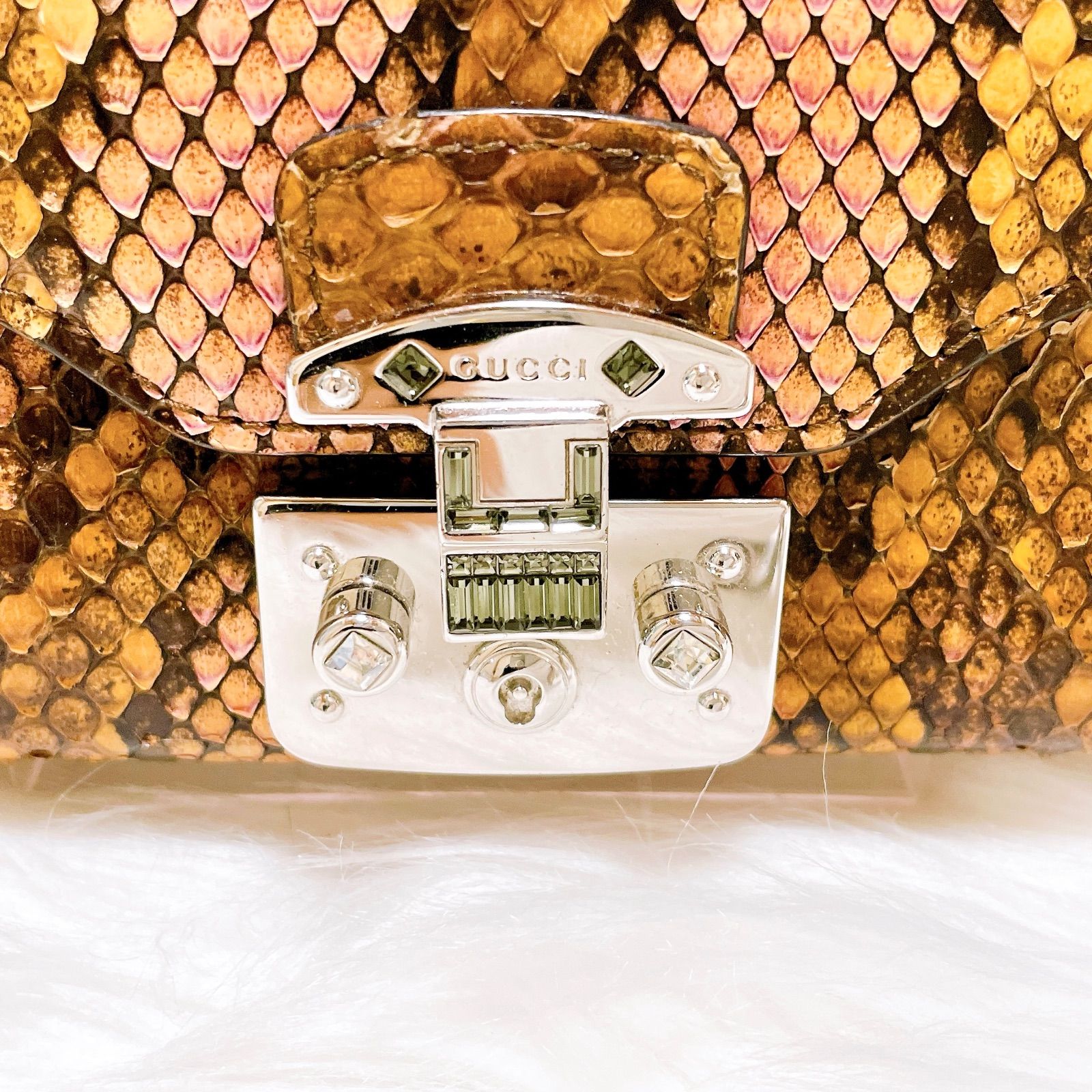 極美品✨ グッチ レディロック チェーンウォレット パイソン ショルダー 金具 極美品✨ グッチ レディロック チェーンウォレット パイソン