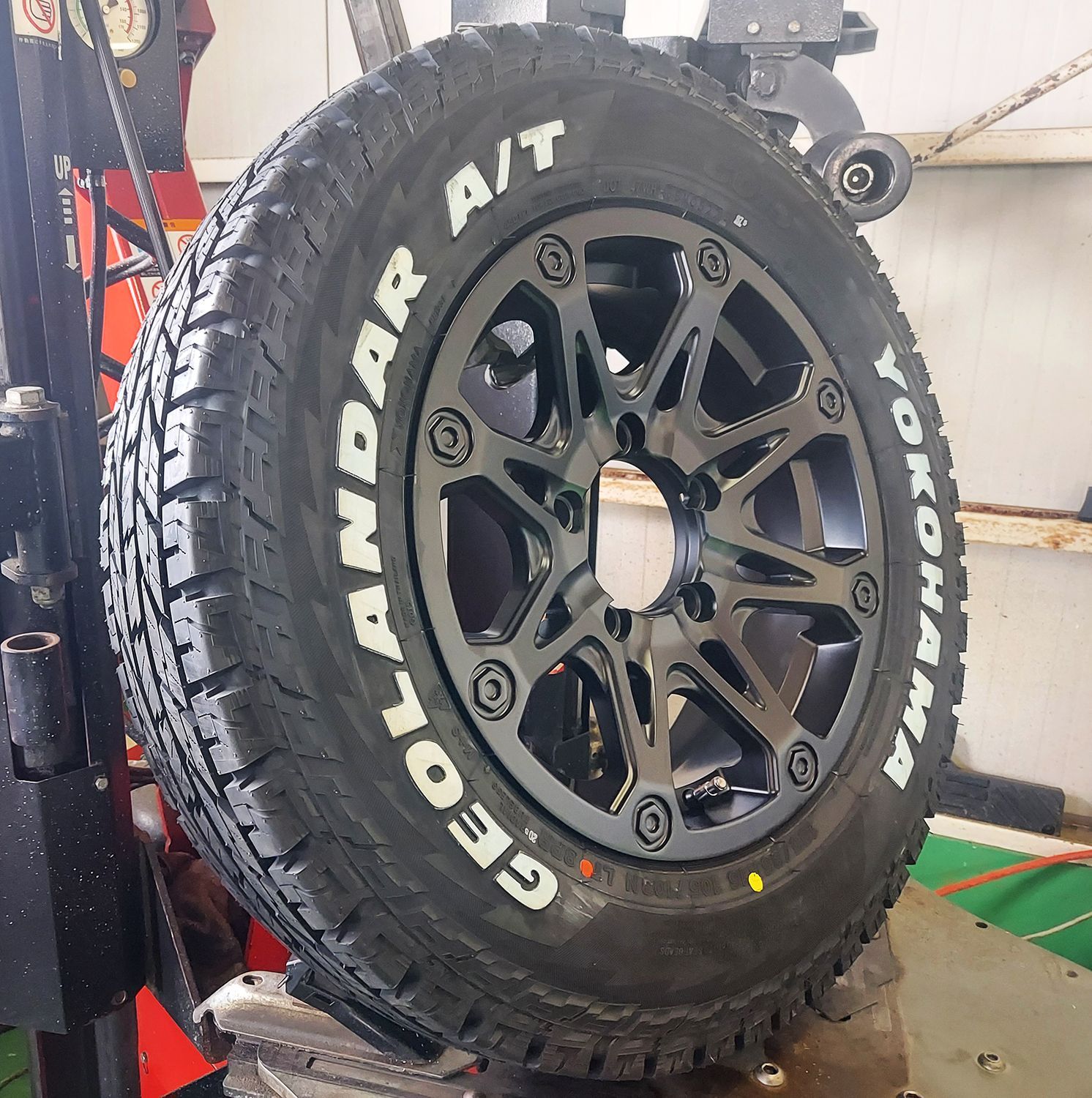 ジムニー JB23 JB64 16インチ Bounty Collection BDX08 ヨコハマ