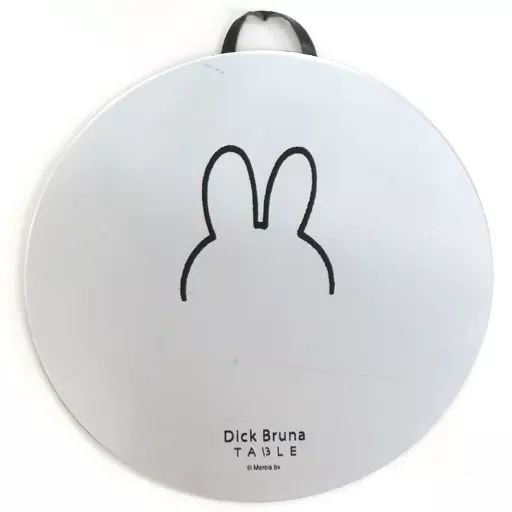 雑貨　ミッフィー  ミッフィーになれる割れにくい軽量ミラー 「ミッフィー」 Dick Bruna TABLE ミッフィーになれる 割れにくい軽量ミラー