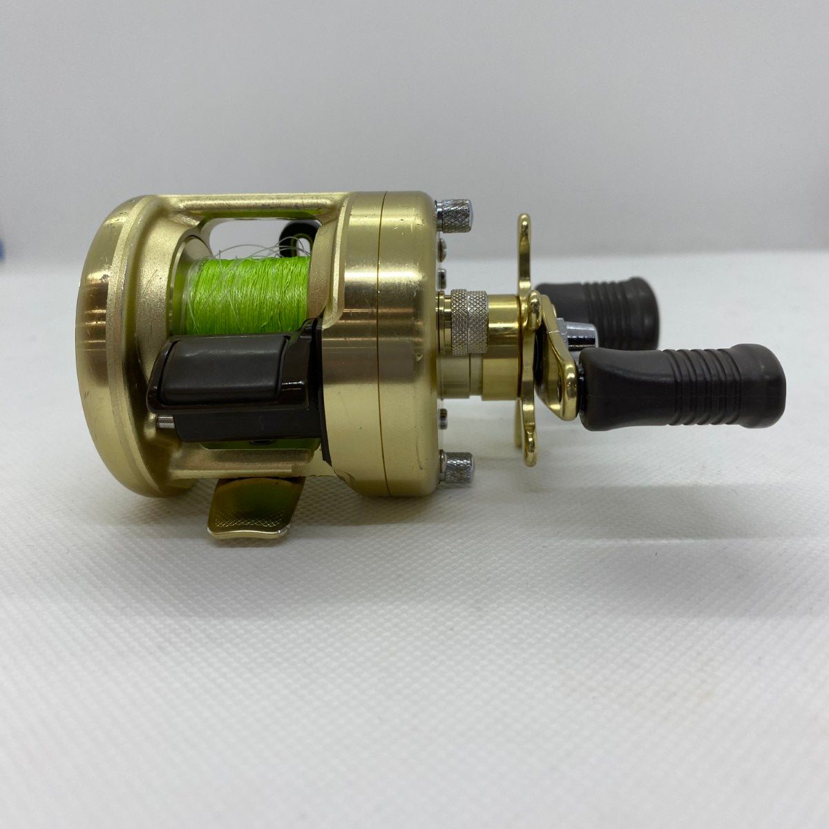 ΨΨSHIMANO シマノ ベイトリール カルカッタ 50XT 本体のみ RH382