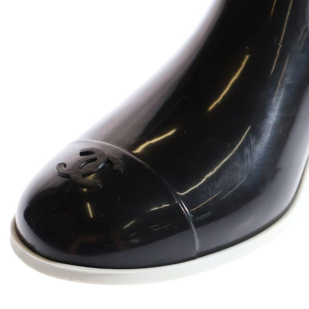 CHANELラバーブーツ　36 size 36EU NIB CHANEL Black Rubber Rain Boots White CC Logo