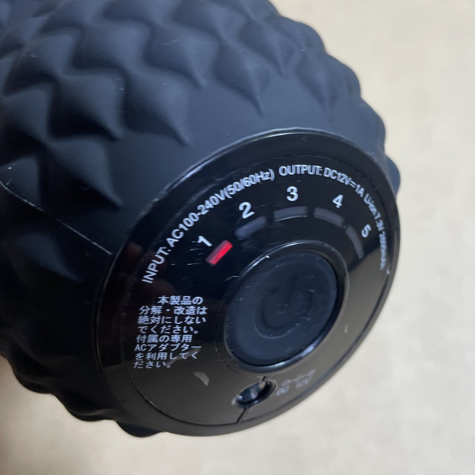 東急スポーツオアシス シェイプツインボール 赤 振動マシン