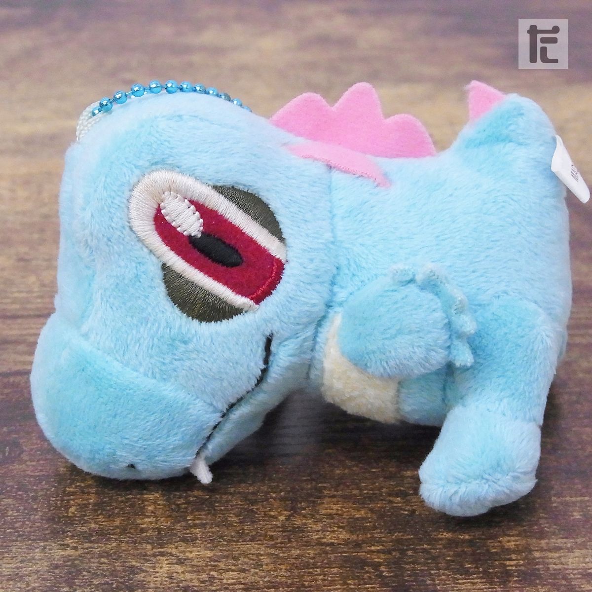 ポケモンセンターワニノコ連れ歩きマスコットぬいぐるみ