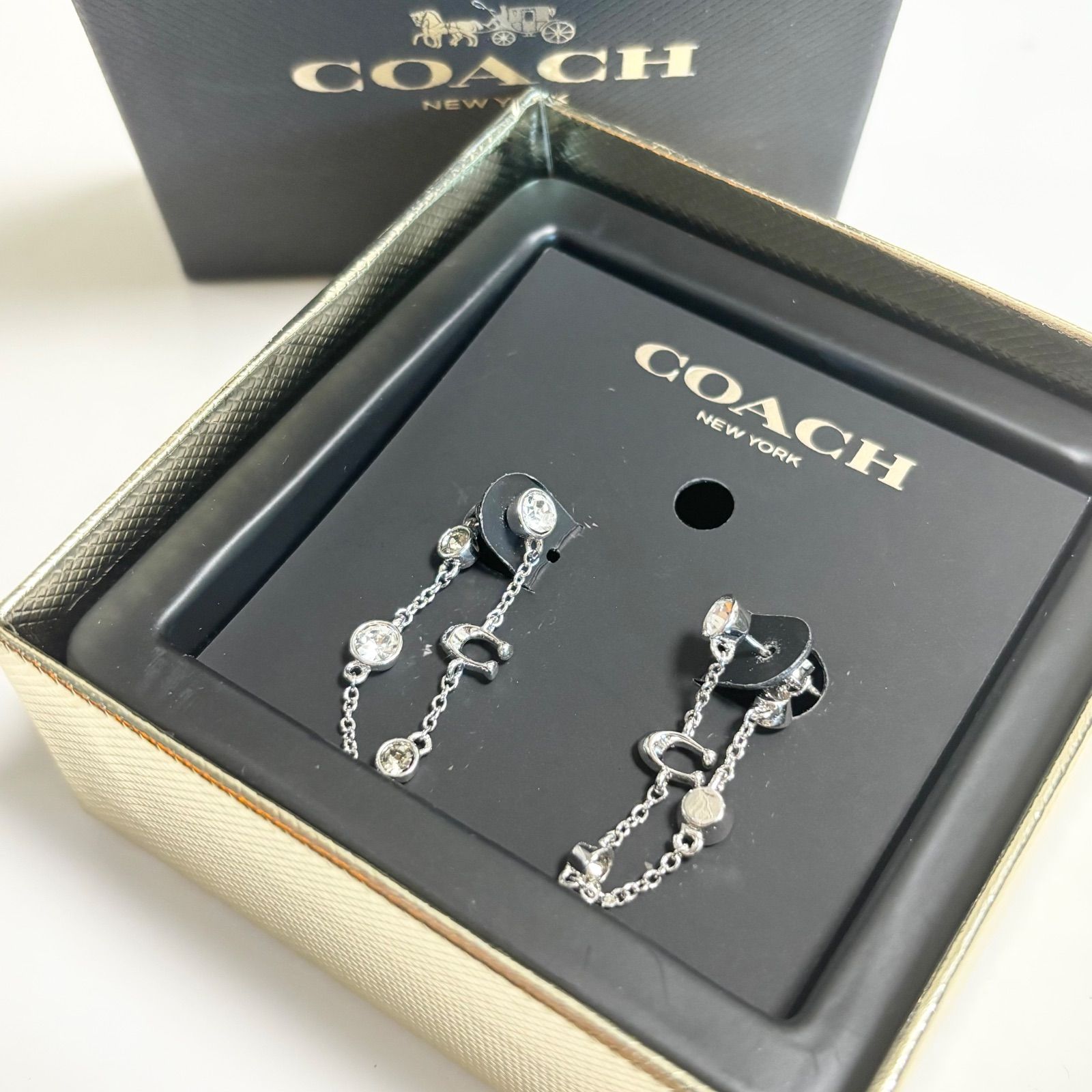 coach コーチ　ピアス　ブランドロゴ シルバー　ストーン　新品未使用品 送料無料】COACH/コーチ/ピアス/ラインストーン/ロゴ/シルバー