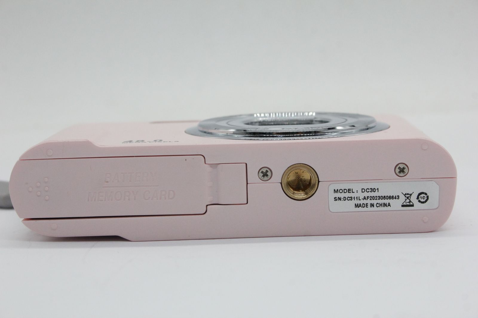 Camera Model Dc301 【返品保証】 Model DC301 ピンク 48.0 Mega Pixels 16x Powerful Zoom バッテリー付き コンパクト ...