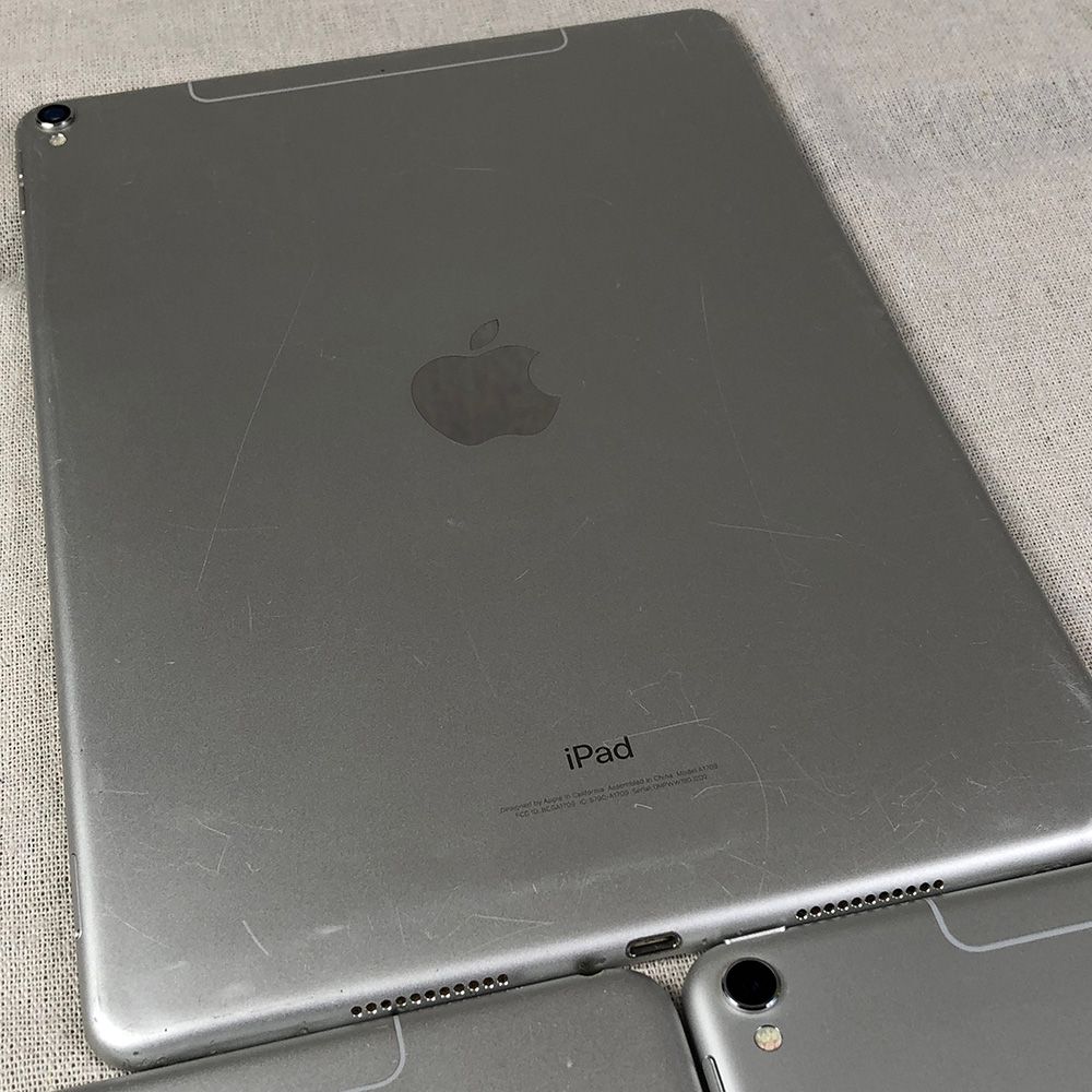 Apple - ◆ジャンク品・本体のみ◆【3点セット】Apple iPad Pro 10.5インチ Wi-Fi+Cellular 64GB （A1709）【大きな割れ・不具合あり】/TL-JUNK-250037 ◇ジャンク品・本体のみ◇【3点セット】Apple iPad Pro 10.5