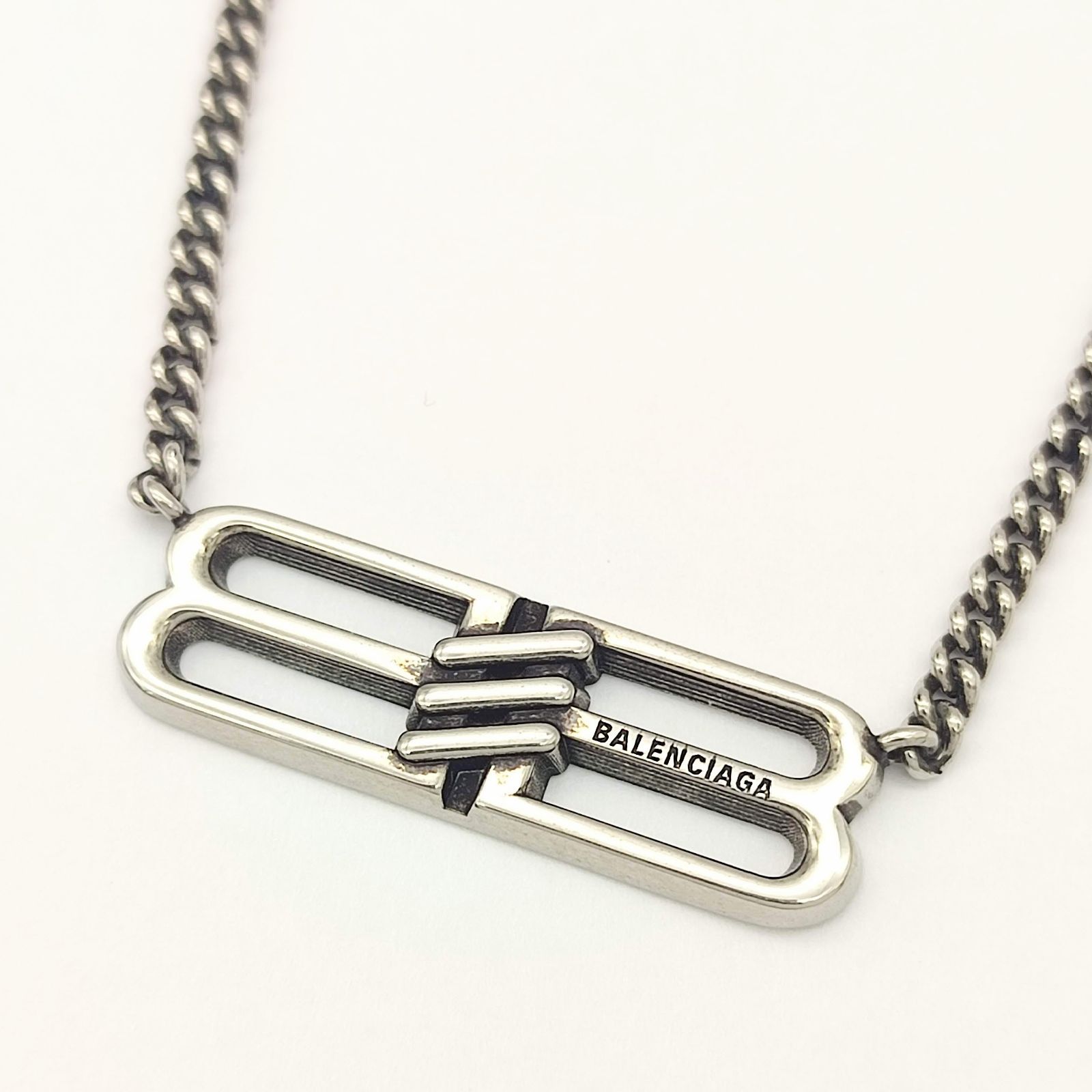 超美品】BALENCIAGA バレンシアガ BBアイコンネックレス ロゴプレート