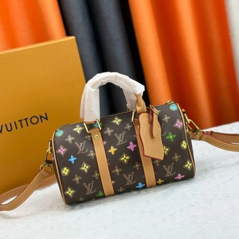 新品未使用 箱付  LOUIS VUITTON ノベルティトートバッグ 専用ページ