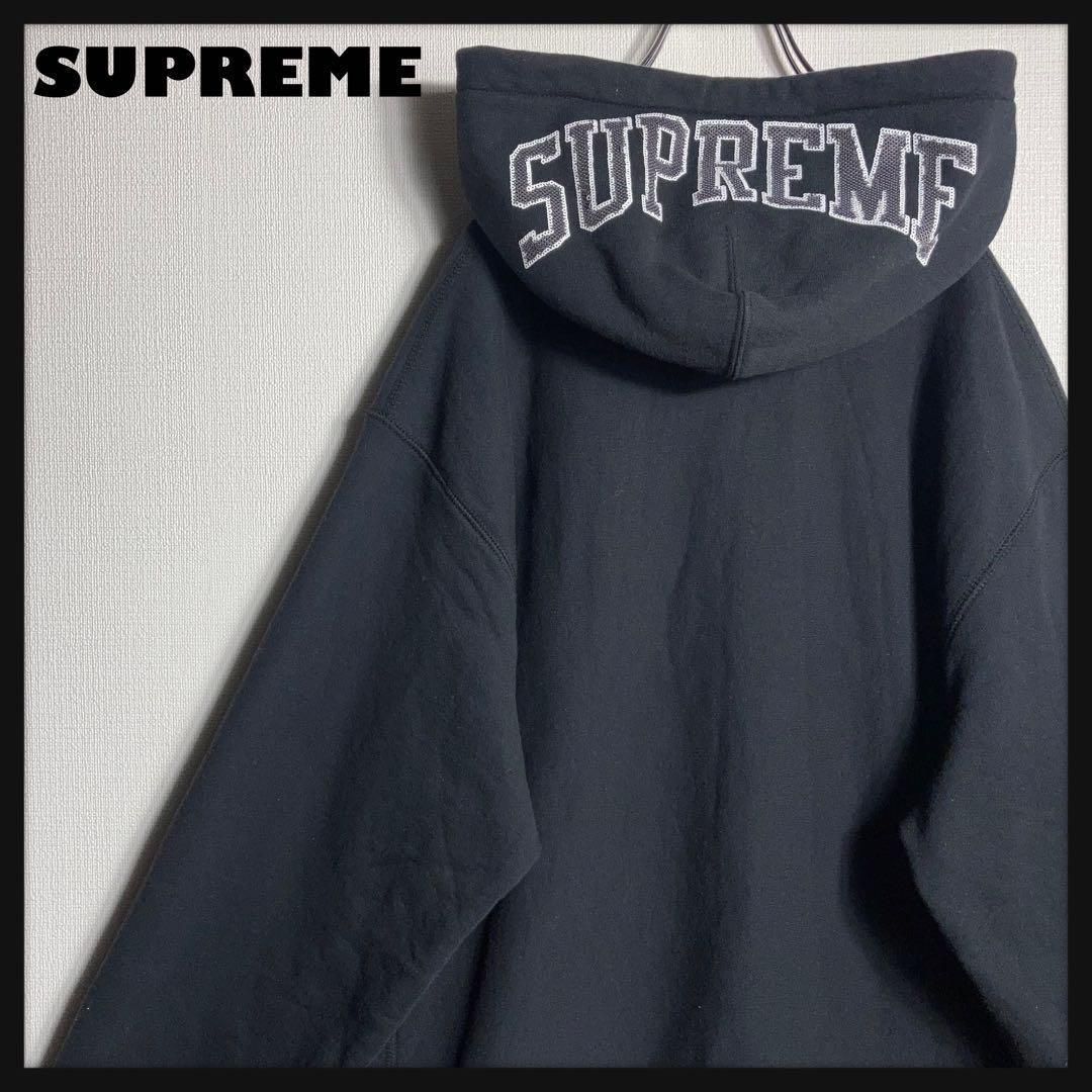 即完売モデル　supreme シュプリーム　スウェットパーカー　スパンコール古着 Supreme（パーカー）のフリマアイテム一覧