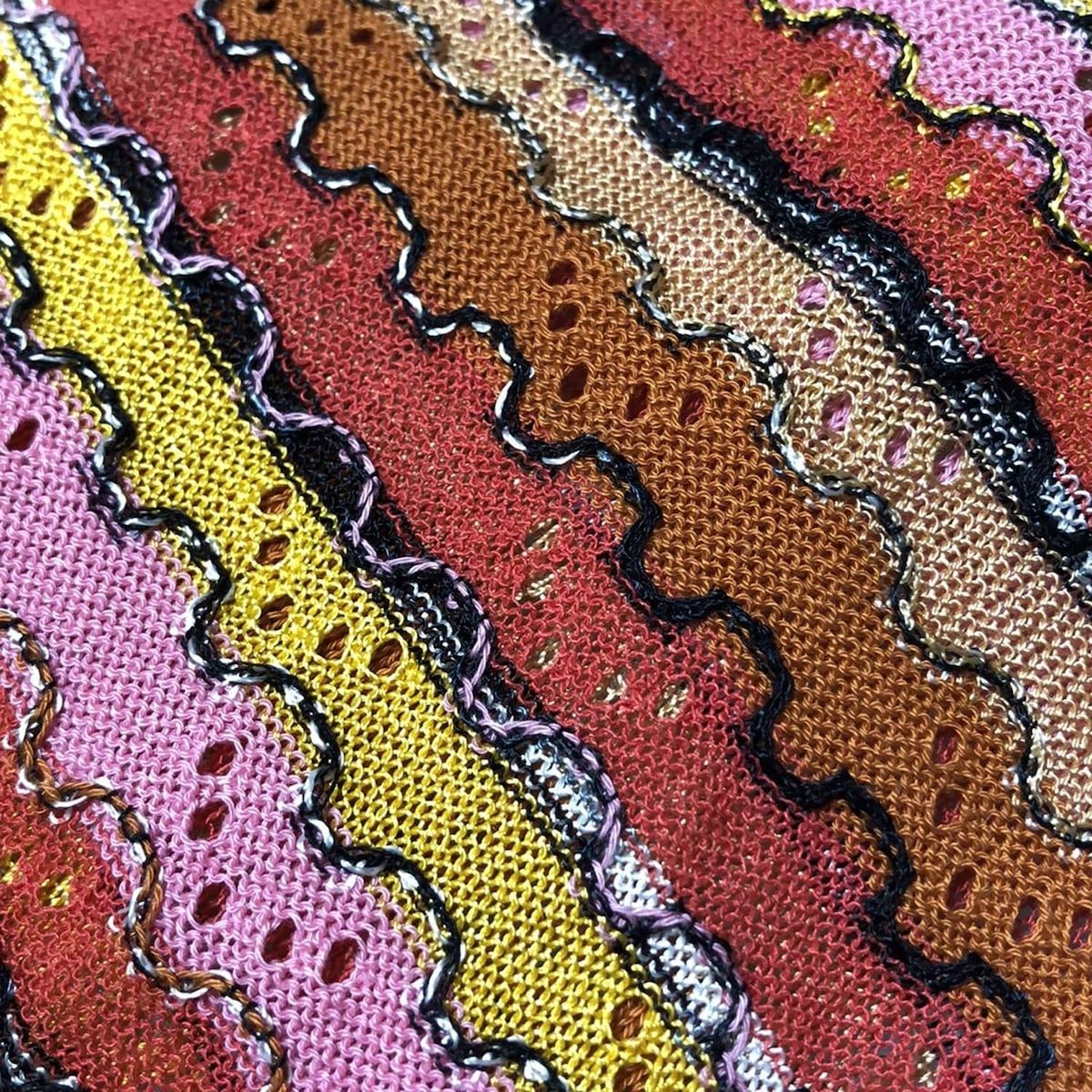 ミッソーニ42サイズ MISSONI(ミッソーニ) ショートパンツ サイズ42 M レディース美品