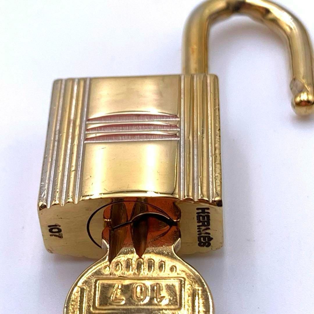 HERMES エルメス カデナ　24Kメッキ　No.107 107 番　鍵付き HERMESエルメス カデナ 107番 ゴールド 24Kメッキ 鍵付き 南京錠