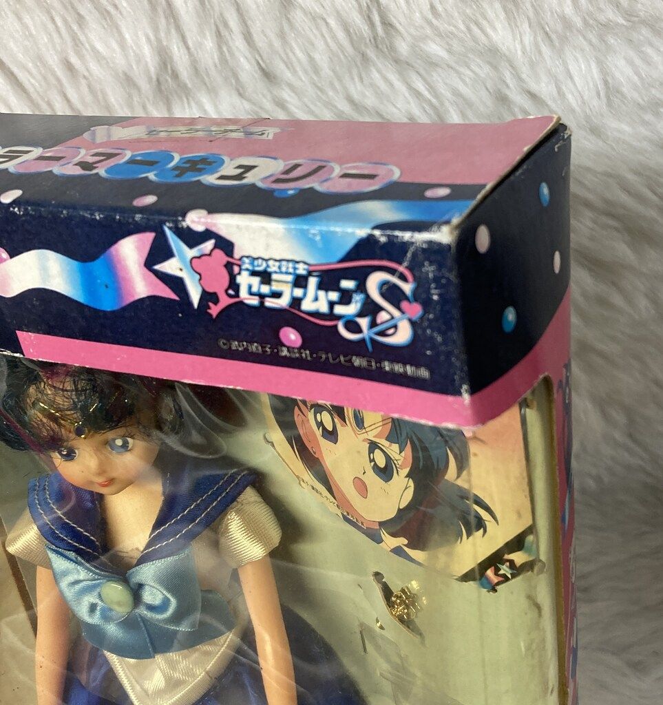 バンダイ