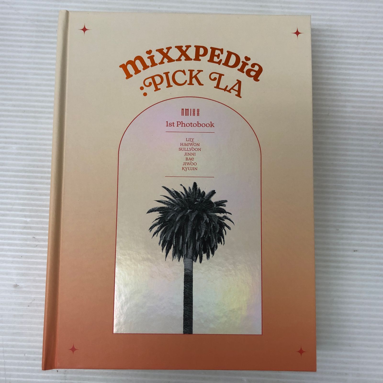 NMIXX mixxPEDIA 新品未開封 NMIXX｜フォトブック『NMIXX 2nd PHOTOBOOK MIXXPEDIA : PICK