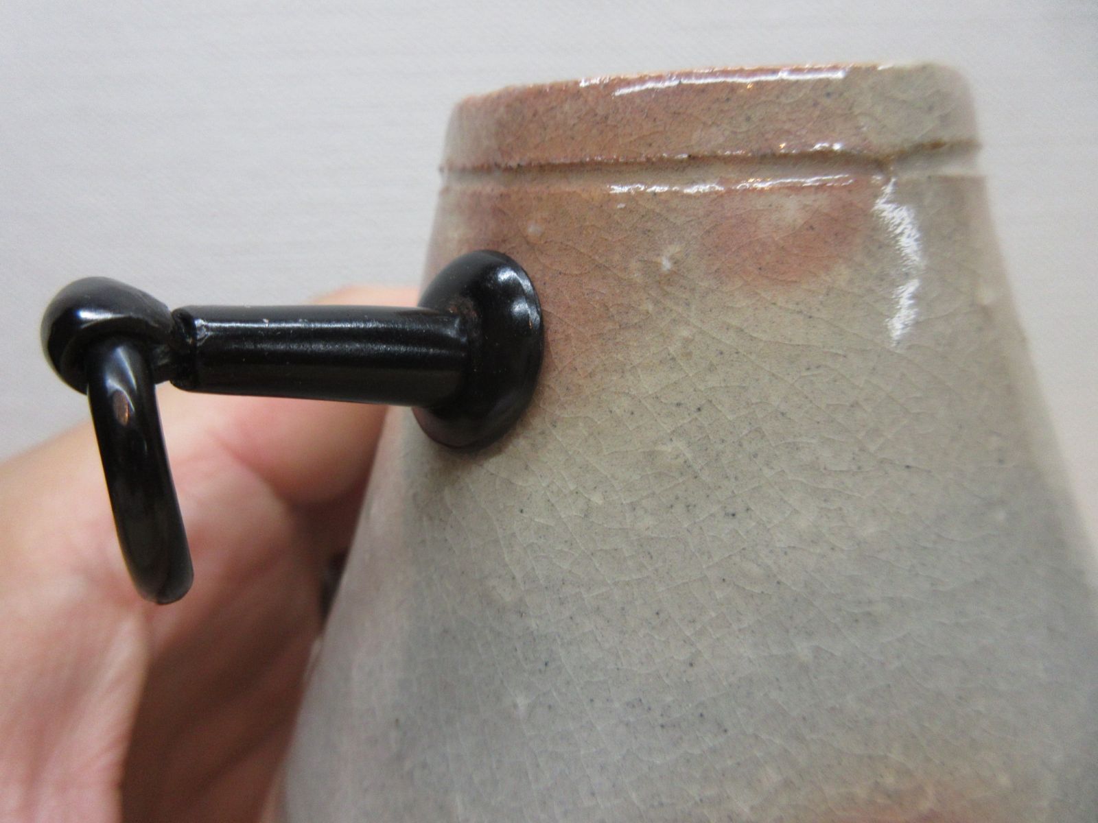 送料込【逢絢亭】茶道具 花入 掛花入 萩焼 １３代 田原陶兵衛 共箱入り 送料込【逢絢亭】茶道具 花入 掛花入 萩焼 13代 田原