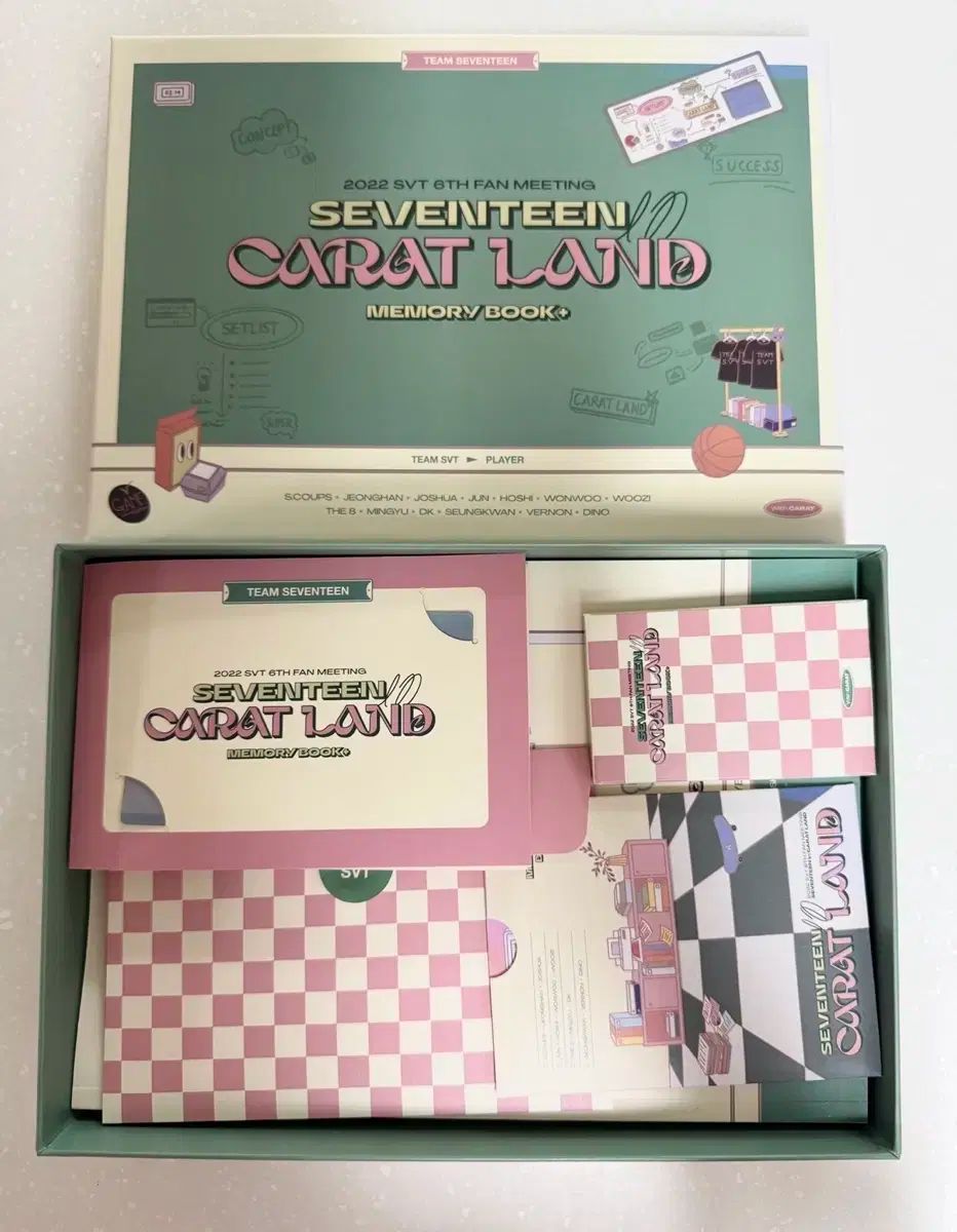 SEVENTEEN CARAT LAND 2022 新品未開封 SEVENTEEN ] 2022 SEVENTEEN CARAT LAND OFFICIAL TRADING CARD