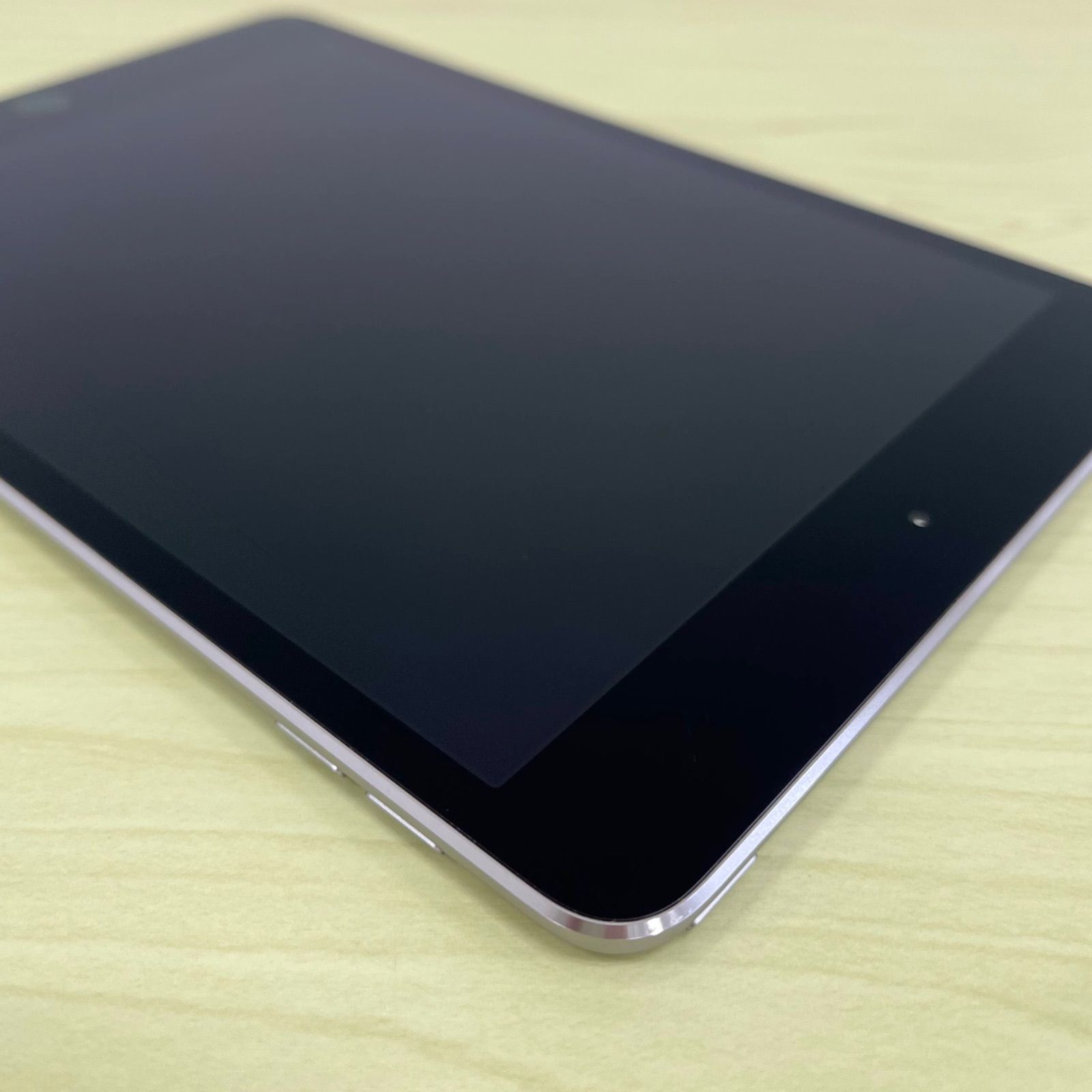 iPad mini 4 wifiモデル スペースグレイ 64GB iPad mini (第6世代