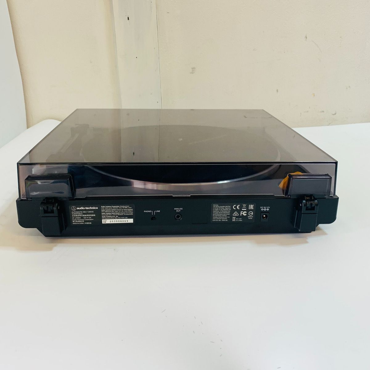 ターンテーブル