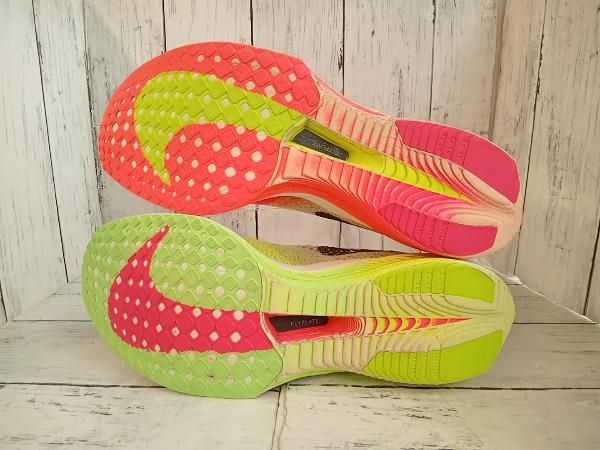 ランニングシューズ