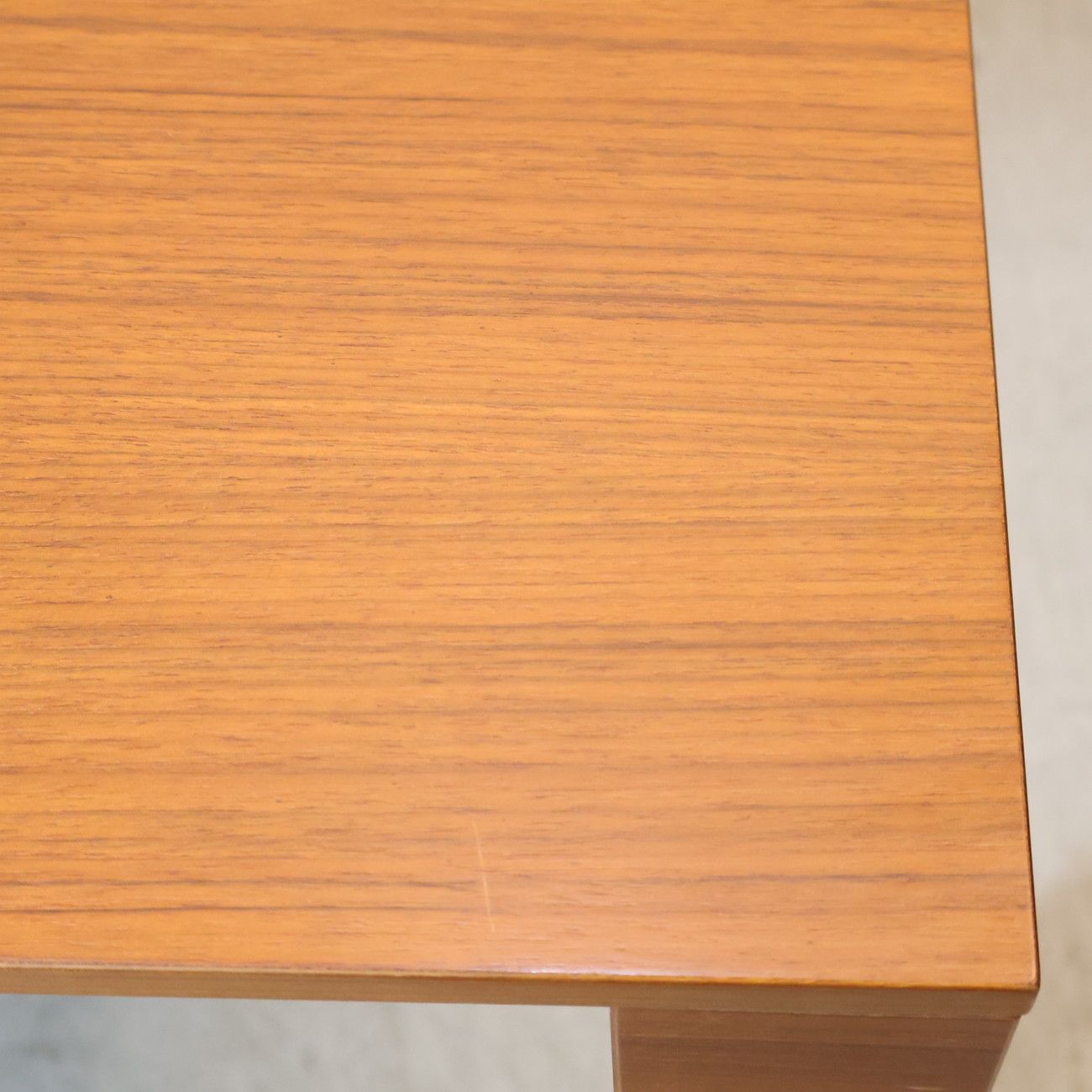 arflex アルフレックス REKTA レクタ ダイニングテーブル Carlo Colombo カルロ コロンボ シンプル MARWIL-DEMENAGEMENTS_CH