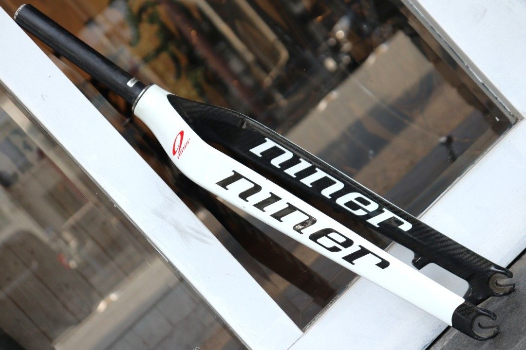 ナイナー NINER 2025モデル カーボン MTB 29インチ クイックリリース フロントフォーク 横浜店