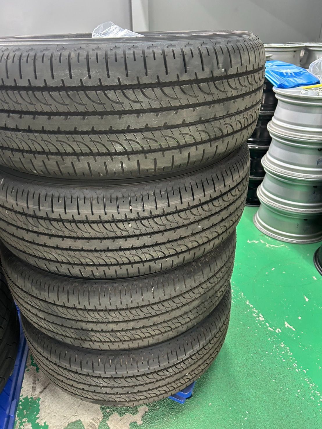 GEOLANDAR I/T-S デリカD5純正ホイール　スタッドレス デリカD：5純正ホイール& GEOLANDAR I/T-Sスタッドレスタイヤ デリカD