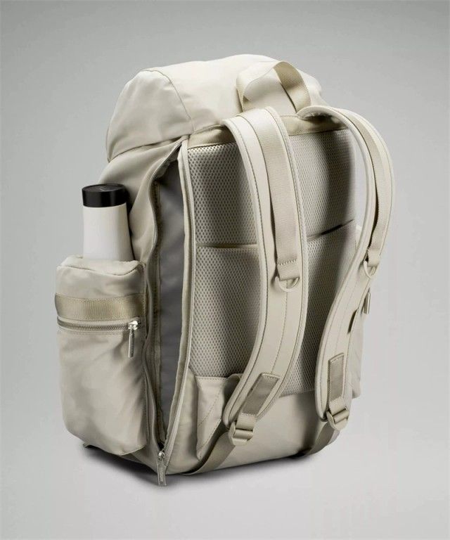 Lululemon トートリュック 19L ベージュ 大容量✨ Lululemon トートリュック 19L ベージュ 大容量✨ 大容量収納 リュック