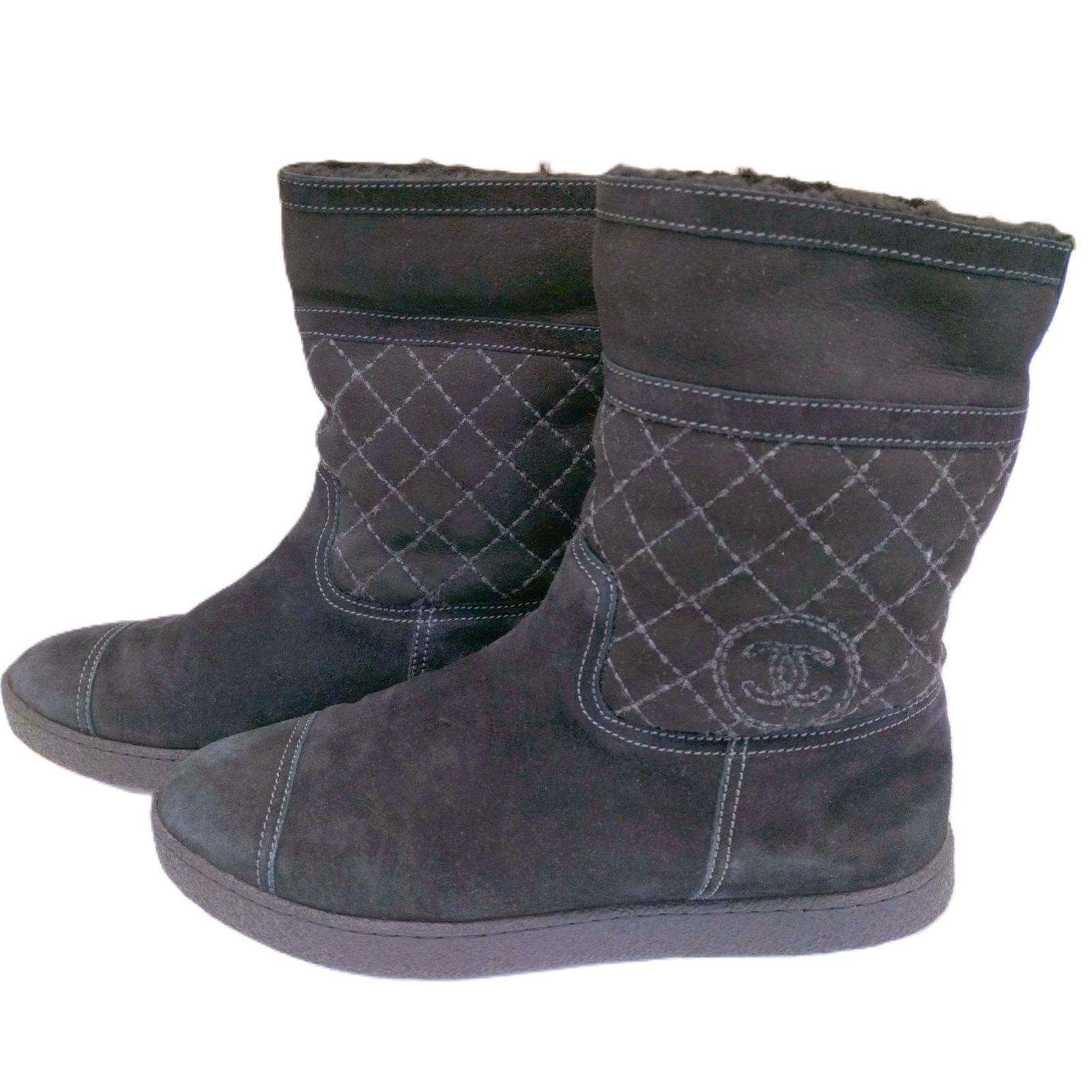 CHANEL シャネル