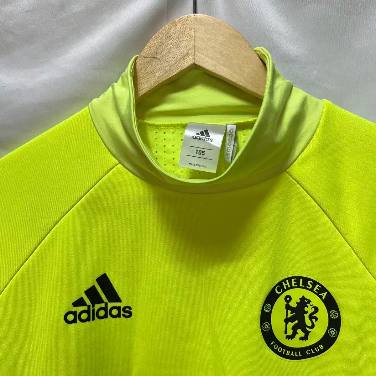 セットアップ adidas／チェルシー トレーニングトップ - メルカリ