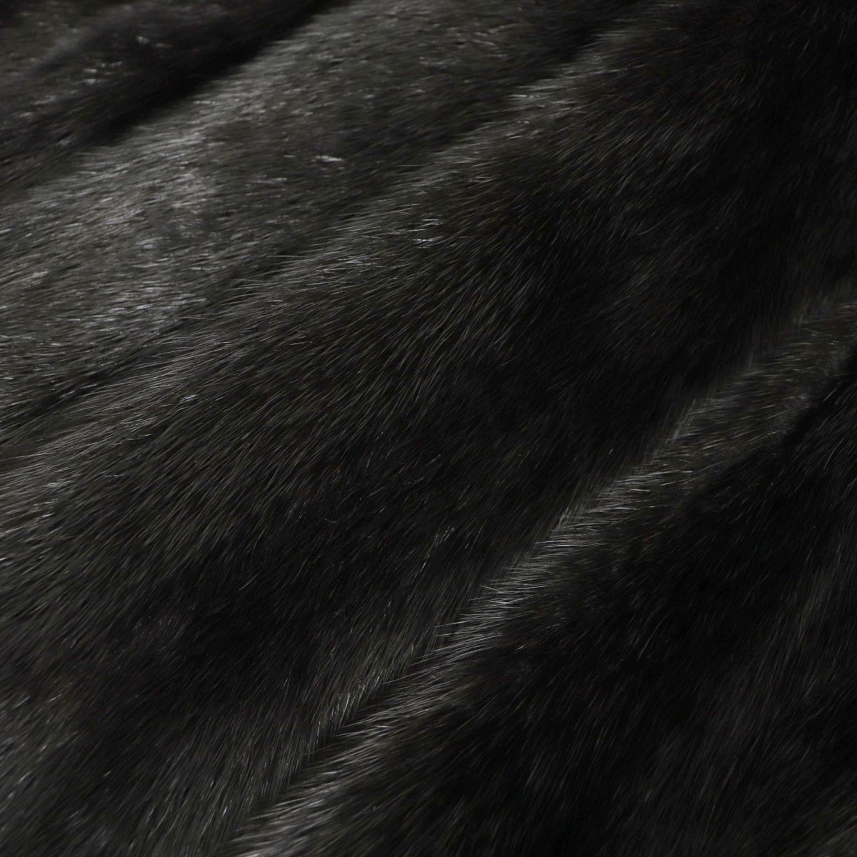 極美品▼MINK ミンク 裏地ペイズリー柄 本毛皮セミロングコート ブラック 毛質艶やか・柔らか◎