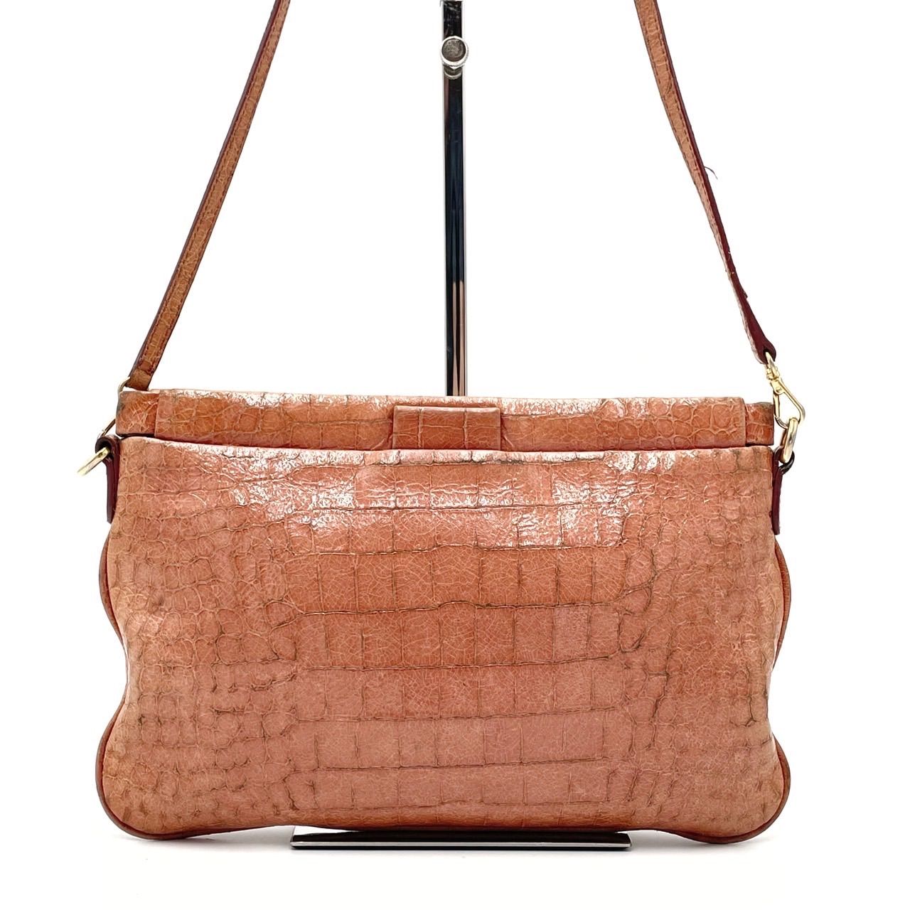 ✨良品✨ miu miu ミュウミュウ ポシェット ショルダーバッグ ロゴ金具 