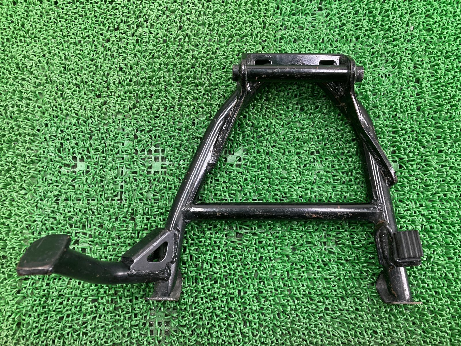 NC750 センタースタンド ホンダ 純正 中古 バイク 部品 NC700にも　曲がり無し NC750 センタースタンド ホンダ 純正 中古 バイク 部品 NC700にも