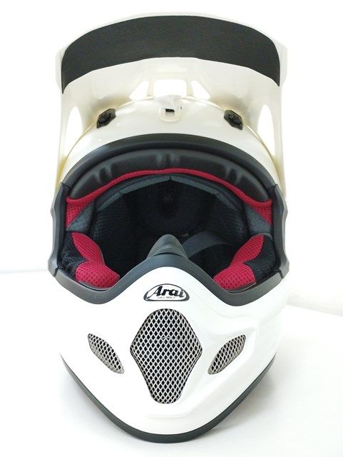 F266 人気 Arai アライ ヘルメット ホワイト 57-58cm V-CROSS4 オフロード Q